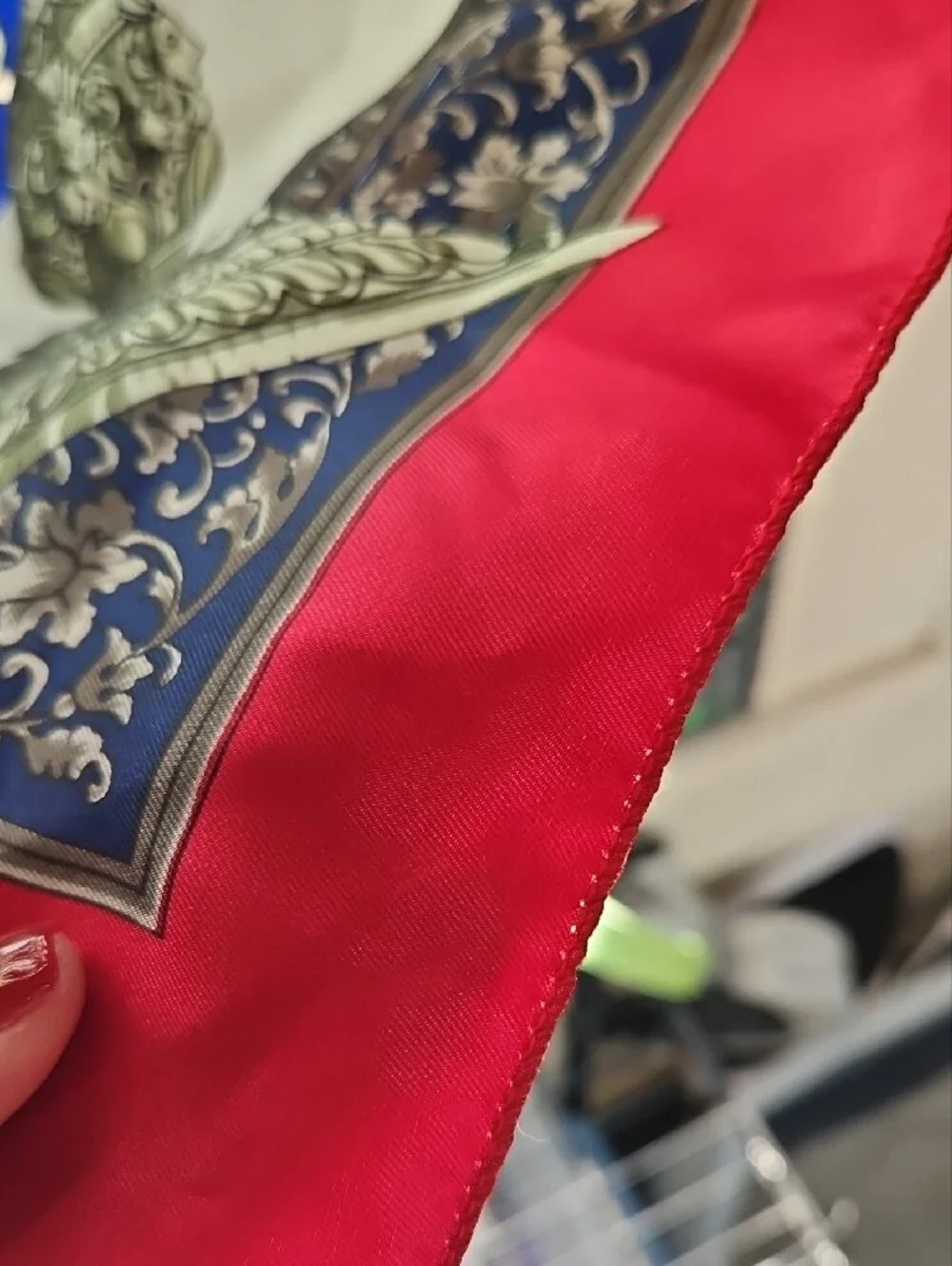 Vintage 100% Silk Decorative Ladies Scarf With Baroque Design